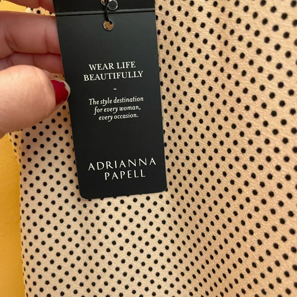 Adorable too for work or play - Picture 10 of 12